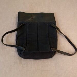 CHIYOME Minimalist Black Bag / Backpack